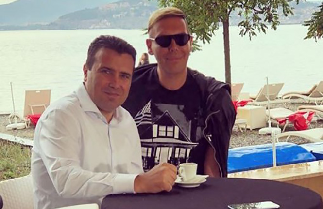 Секое лонче си има капаче: