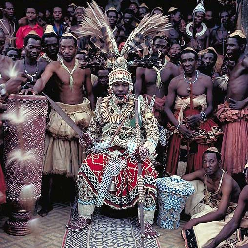 Nyimi Kok Mmabiintosh III – King of Kuba – D. R. Congo