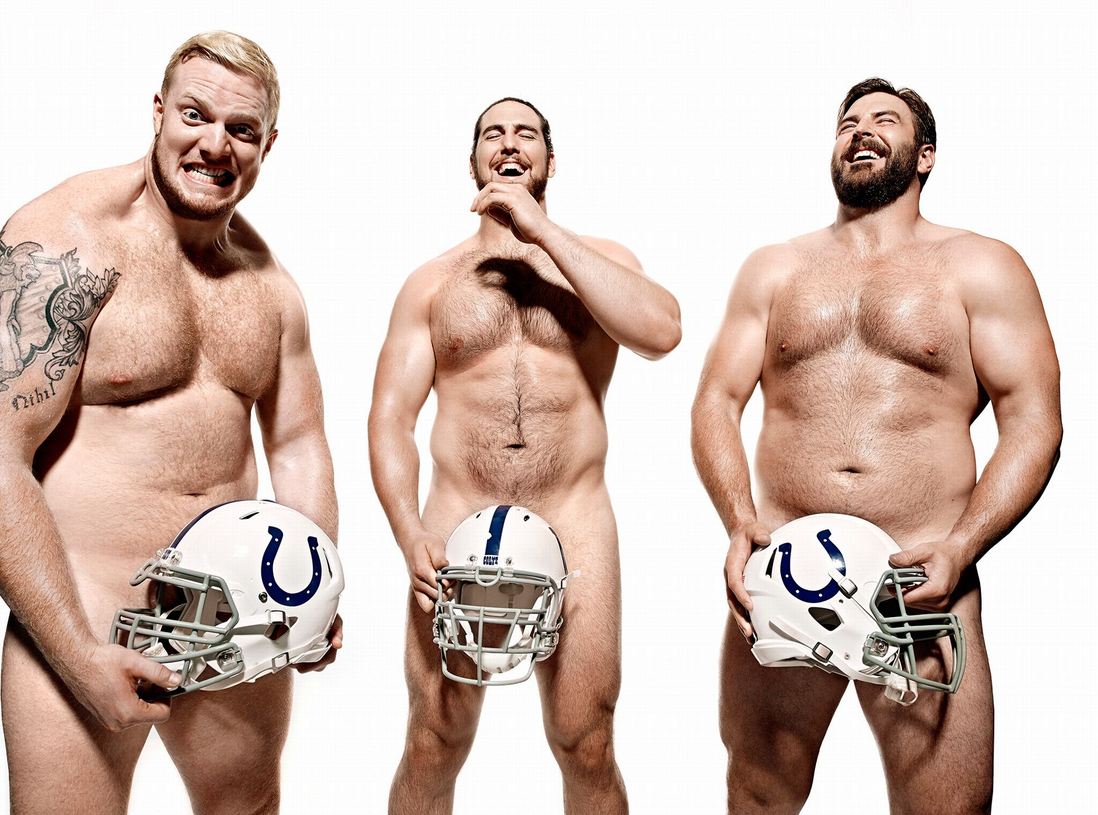 Jack Mewhort (лево) / Indianapolis Colts (NFL) - 198 см / 140 кг.