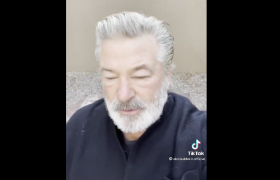 Нешто не е ок со Алек Болдвин