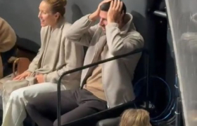 Ѓоковиќ следеше уметничко лизгање и се држеше за глава во шок