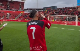 Косоварот кој дочека во Шпанија да му пејат: „Златна топка“