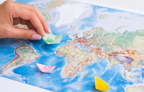 Кој командува со морето, командува со светот